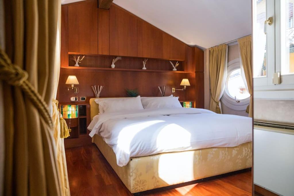 볼로냐 Carbonesi Luxury - Centro Storico 아파트 외부 사진