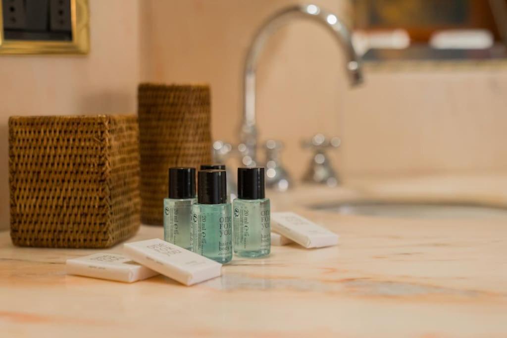볼로냐 Carbonesi Luxury - Centro Storico 아파트 외부 사진
